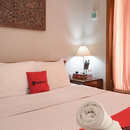 Reddoorz Near Mertasari Beach 2 Pesanggaran Exterior photo