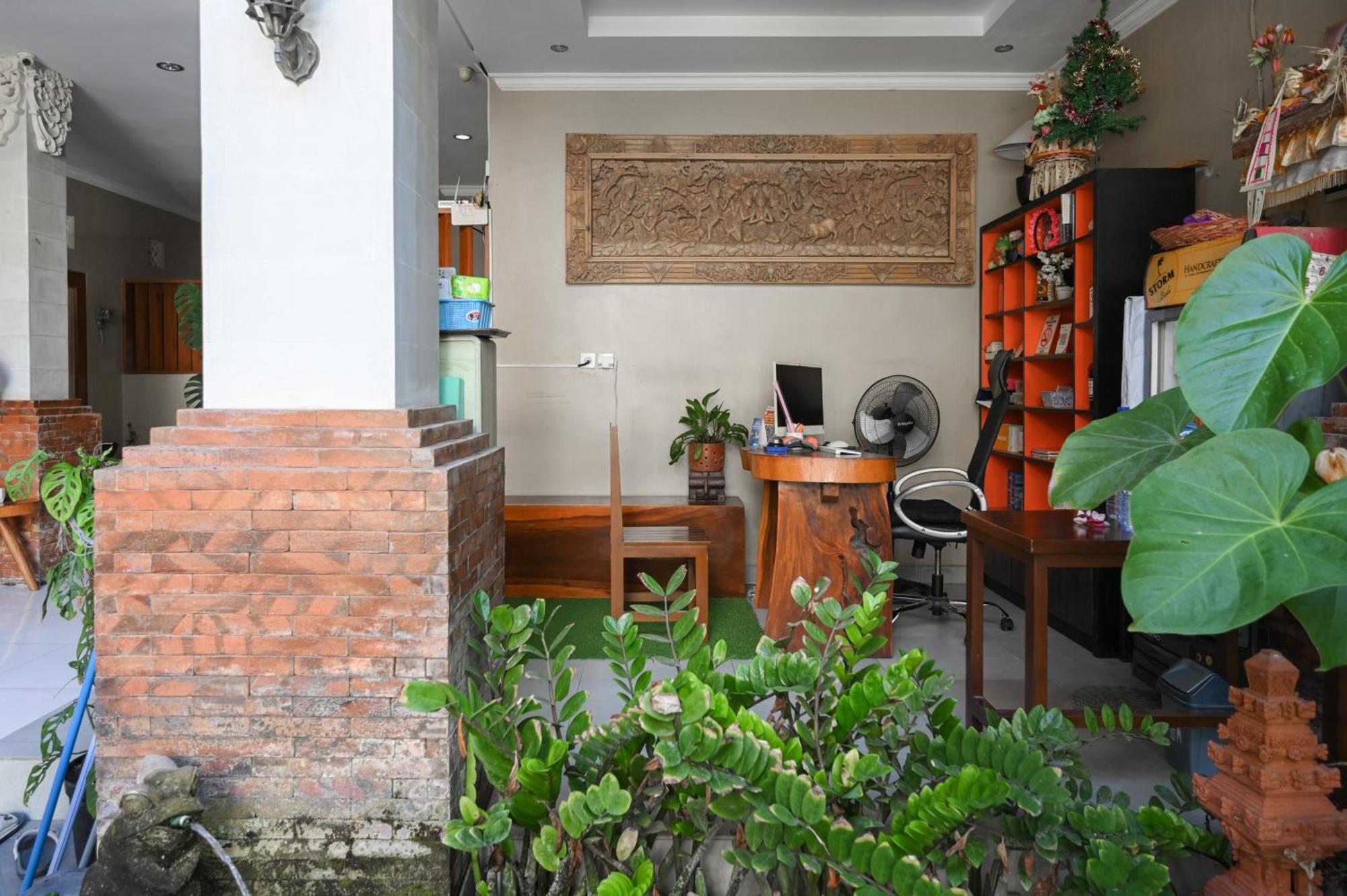 Reddoorz Near Mertasari Beach 2 Pesanggaran Exterior photo