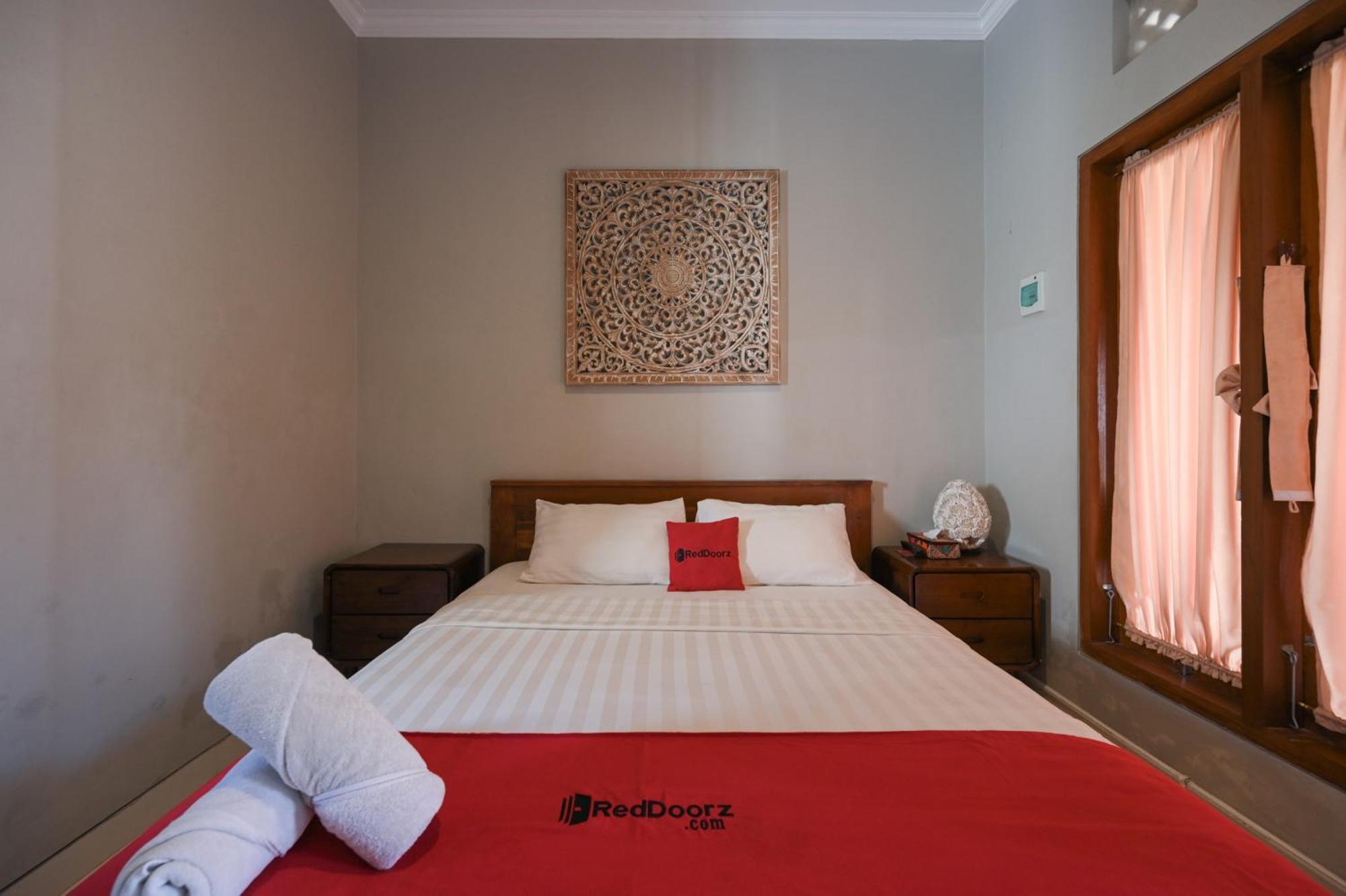 Reddoorz Near Mertasari Beach 2 Pesanggaran Exterior photo