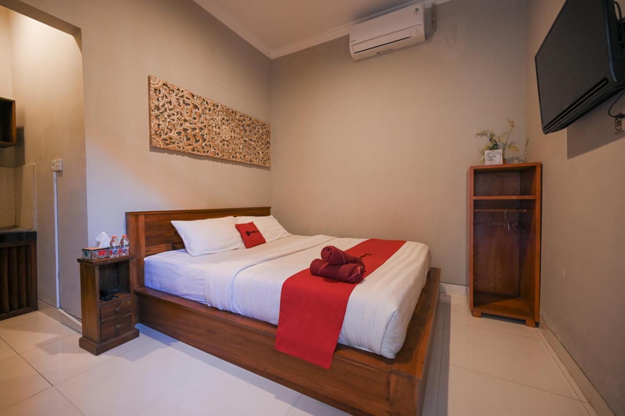 Reddoorz Near Mertasari Beach 2 Pesanggaran Exterior photo