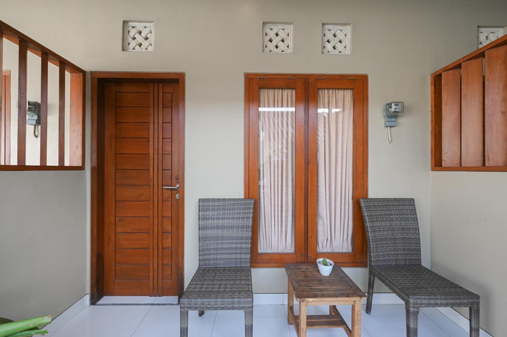Reddoorz Near Mertasari Beach 2 Pesanggaran Exterior photo