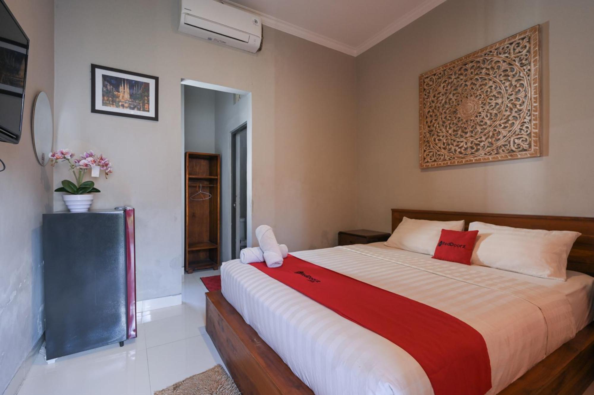 Reddoorz Near Mertasari Beach 2 Pesanggaran Exterior photo