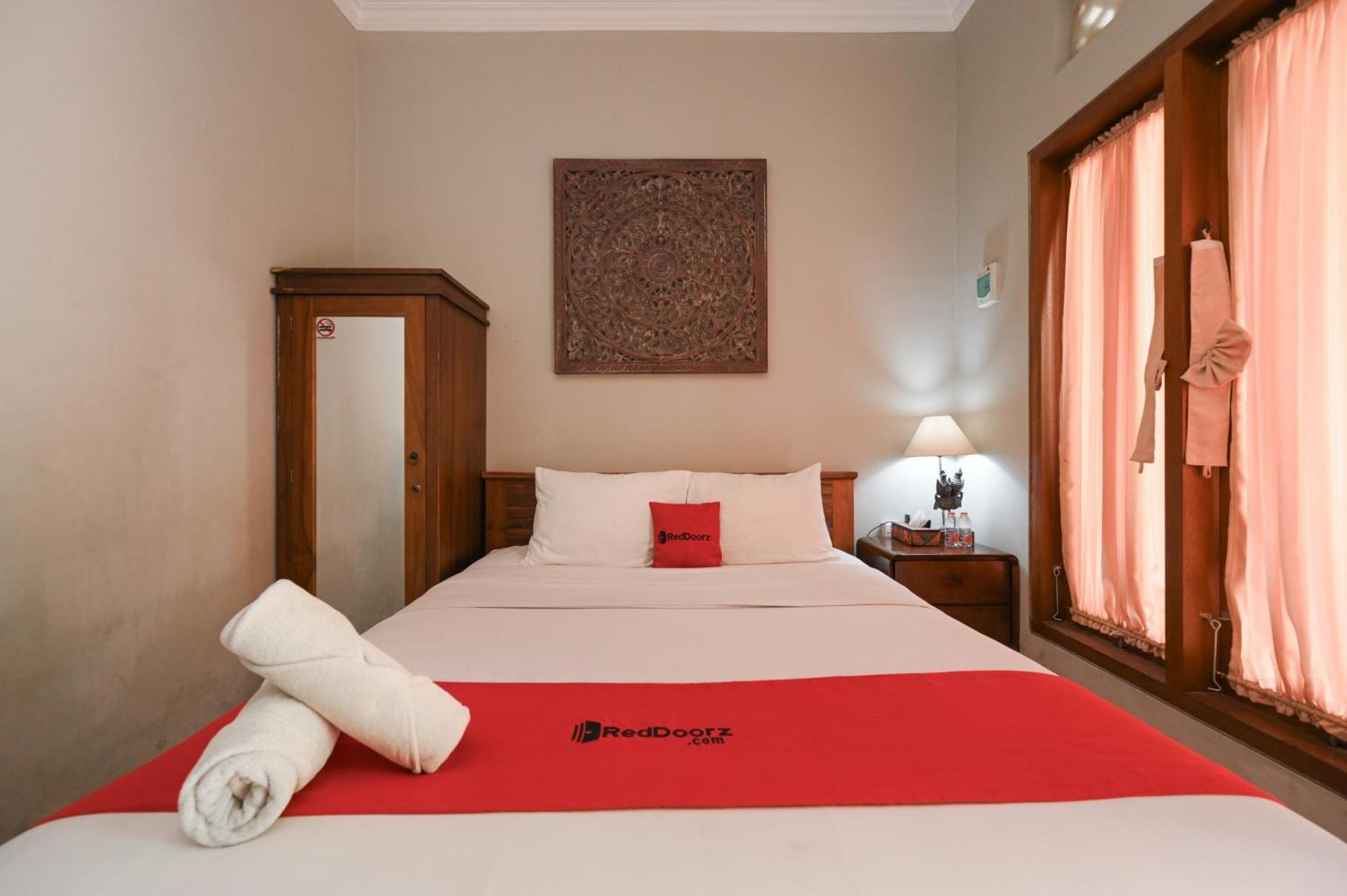 Reddoorz Near Mertasari Beach 2 Pesanggaran Exterior photo